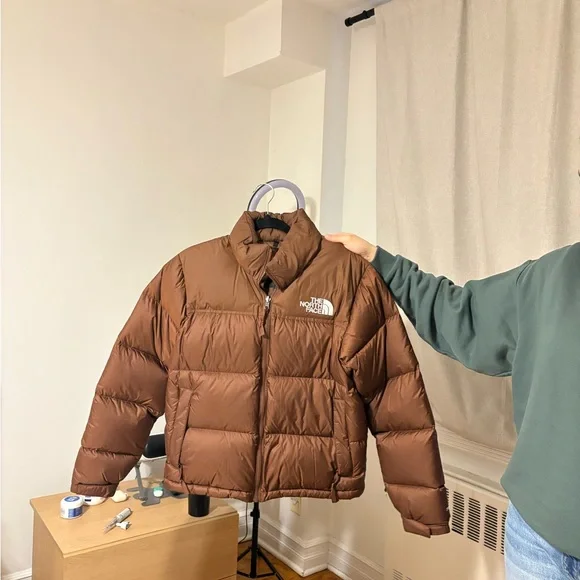 The North Face Chocolate Brown Puffer Jacket - Picture 2 of 6